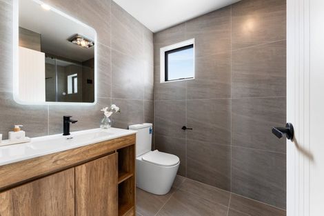 Photo of property in 12 Greenbrier Street, Westgate, 0814