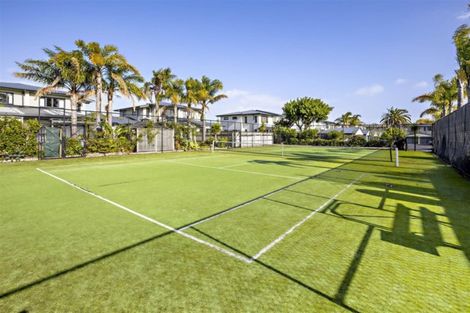 Photo of property in 11/2 Armoy Drive, East Tamaki, Auckland, 2016