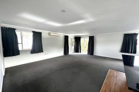 Photo of property in 75 Bayview Road, Bayview, Auckland, 0629
