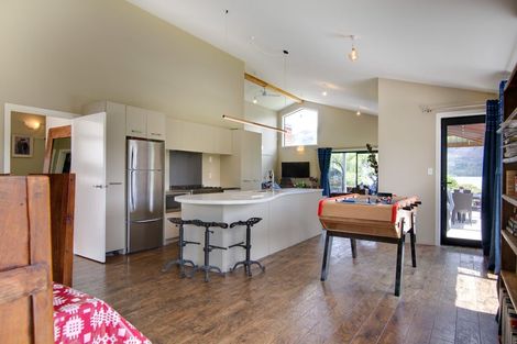 Photo of property in 33 Benmore Place, Glenorchy, 9372