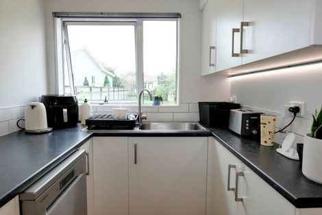 Photo of property in 18a Marere Avenue, Paraparaumu, 5032