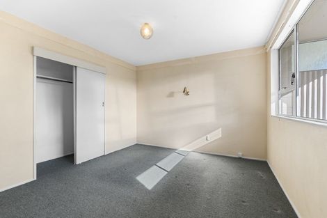 Photo of property in 2/50 Paynters Avenue, Strandon, New Plymouth, 4312