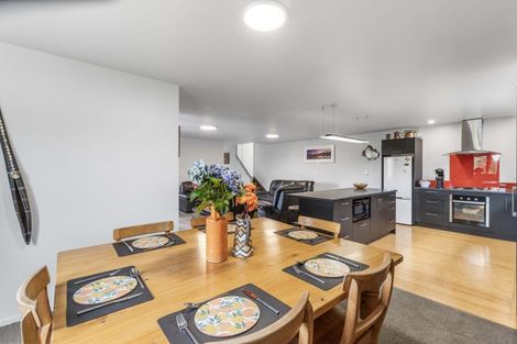 Photo of property in 6 Stirling Place, Dinsdale, Hamilton, 3204