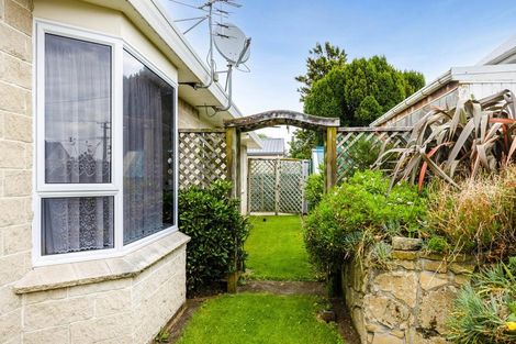Photo of property in 5a Surrey Street, Hawera, 4610