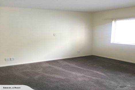 Photo of property in 2/22 Spencer Road, Pinehill, Auckland, 0632