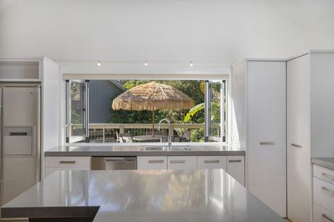 Photo of property in 56 Rewa Rewa Valley, Tairua, 3508