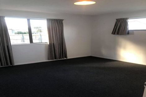 Photo of property in 43a Lyn Grove, Papamoa Beach, Papamoa, 3118