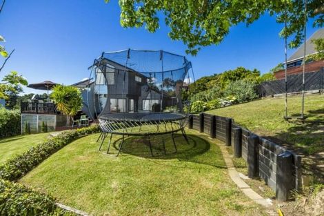 Photo of property in 10 Bellbird Rise, Murrays Bay, Auckland, 0630