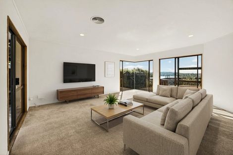 Photo of property in 31 Shuttleworth Place, Manly, Whangaparaoa, 0930