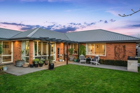 Photo of property in 32 Ti Rakau Drive, Woolston, Christchurch, 8023