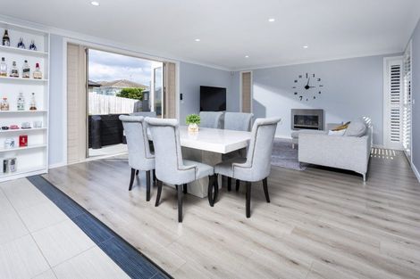 Photo of property in 8 Hornbill Drive, Fairview Heights, Auckland, 0632