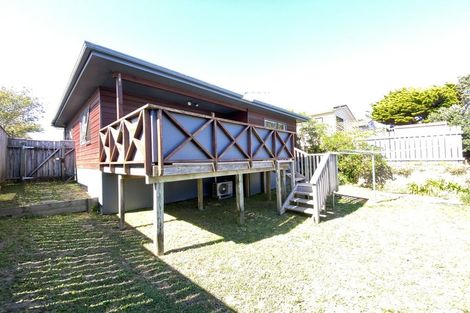 Photo of property in 4 Tarawera Road, Johnsonville, Wellington, 6037