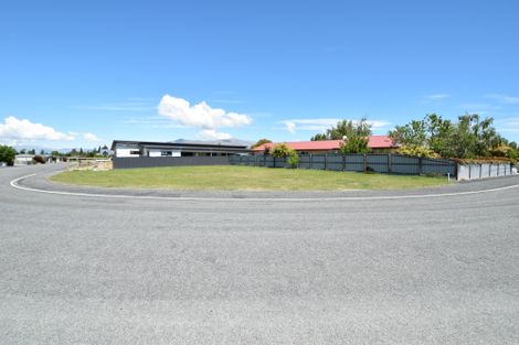 Photo of property in 30 Irishman Drive, Twizel, 7901