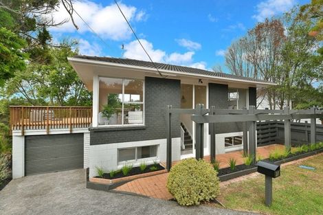 Photo of property in 27 Coronation Road, Hillcrest, Auckland, 0627