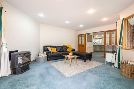 Photo of property in 408 Memorial Avenue, Burnside, Christchurch, 8053