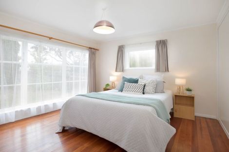 Photo of property in 5 Franklyn Road, Tawa, Wellington, 5028