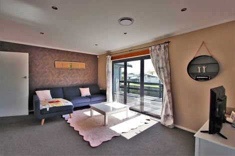 Photo of property in 28 Tennyson Drive, Owhata, Rotorua, 3010