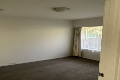 Photo of property in 1/36 Saddleback Rise, Murrays Bay, Auckland, 0630
