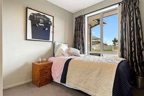 Photo of property in 10 Pahua Street, Pegasus, 7612