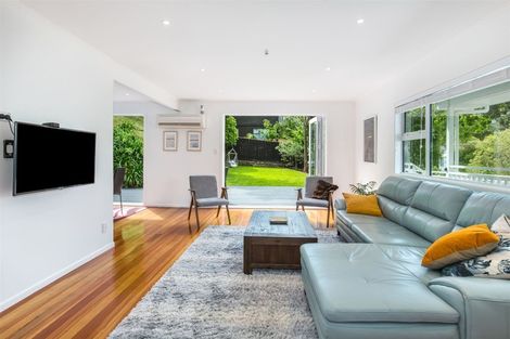 Photo of property in 5 Spey Place, Papakowhai, Porirua, 5024