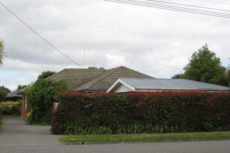 Photo of property in 300 Withells Road, Avonhead, Christchurch, 8042