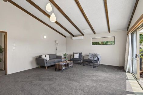 Photo of property in 2/21 Fulford Street, New Plymouth, 4310