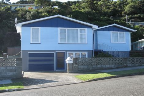Photo of property in 73 Thomas Street, Stokes Valley, Lower Hutt, 5019