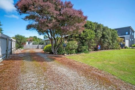 Photo of property in 31 Ngahue Crescent, Carters Beach, Westport, 7825
