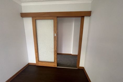 Photo of property in 12 Mawney Road, Henderson, Auckland, 0610