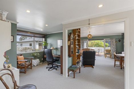 Photo of property in 34 Aubrey Street, New Plymouth, 4310