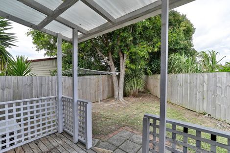 Photo of property in 25 Normandy Place, Henderson, Auckland, 0610