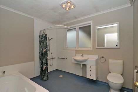 Photo of property in 8 Te Motu Road, Pukerua Bay, 5026