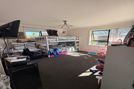 Photo of property in 68 Greendale Avenue, Avonhead, Christchurch, 8042