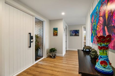 Photo of property in 37 Coppelia Avenue, Omokoroa, 3114