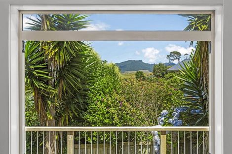 Photo of property in 12 Karioi Crescent, Raglan, 3225