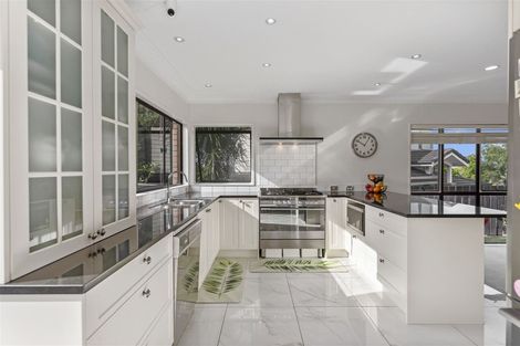 Photo of property in 3 Citation Way, Botany Downs, Auckland, 2010