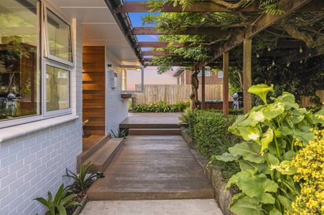 Photo of property in 156 Hinewa Road, Otumoetai, Tauranga, 3110