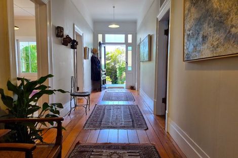 Photo of property in 31 Mount Street, Nelson South, Nelson, 7010