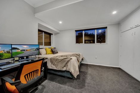 Photo of property in 24 Disraeli Street, Hawera, 4610