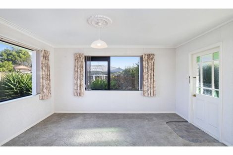 Photo of property in 1/4 Churchill Terrace, Waiuku, 2123