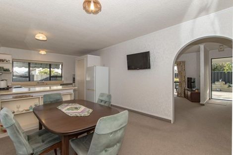 Photo of property in 2/64 Guppy Road, Greenmeadows, Napier, 4112
