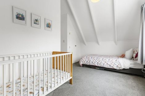 Photo of property in 16 Carillon Place, Massey, Auckland, 0614