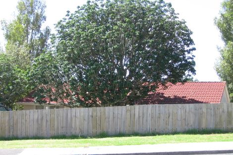 Photo of property in 167 Rangatira Road, Beach Haven, Auckland, 0626