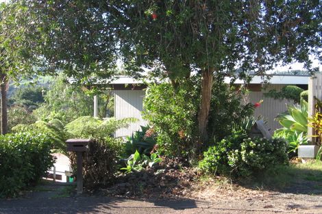 Photo of property in 4 Sykes Avenue, Hatfields Beach, Orewa, 0931