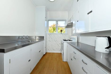 Photo of property in 194 Blenheim Road, Riccarton, Christchurch, 8041