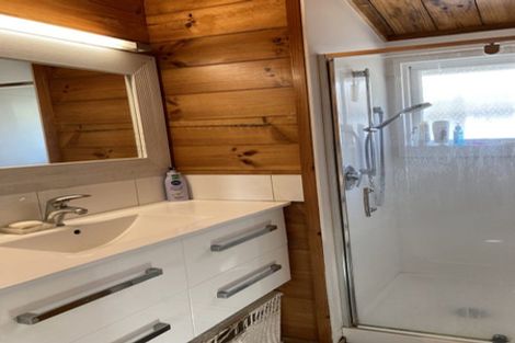 Photo of property in 31 Annan Grove, Papakowhai, Porirua, 5024