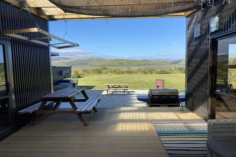 Photo of property in 11 Carrickfergus Street, Waikawa, Tokanui, 9884