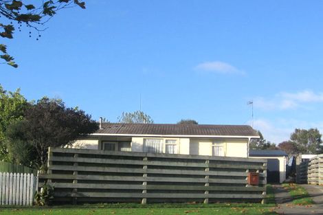 Photo of property in 15 Robinson Crescent, Westbrook, Palmerston North, 4412