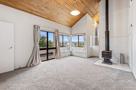 Photo of property in 41 Kennedy Avenue, Forrest Hill, Auckland, 0620