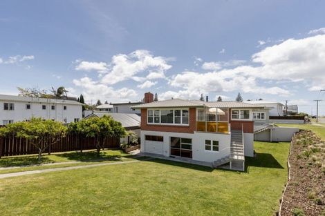 Photo of property in 93 Oceanview Road, Mount Maunganui, 3116
